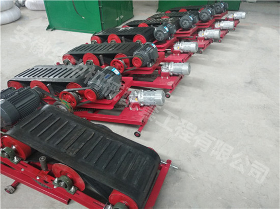 Steering grain thrower 